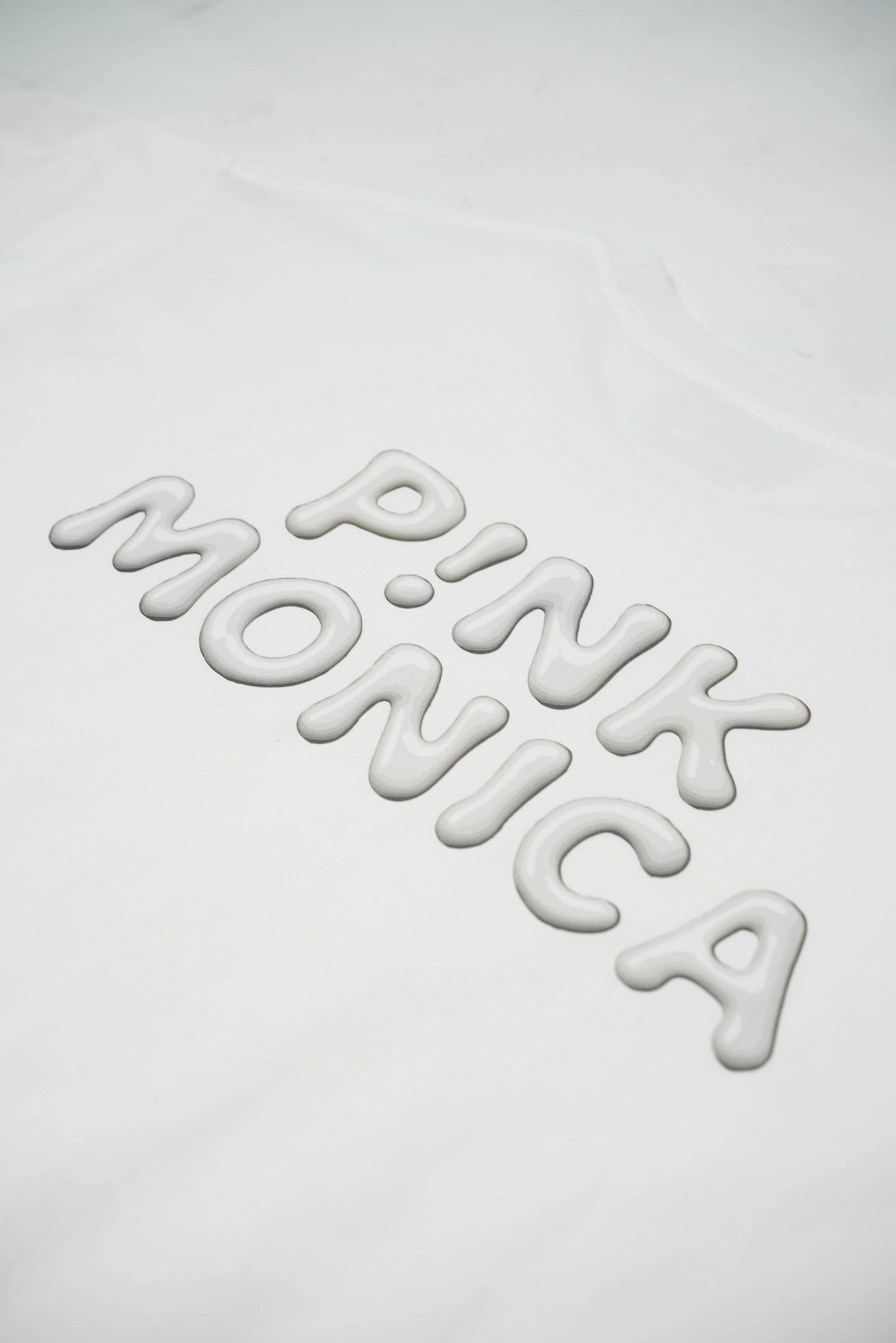 OVERSIZED BUBBLE FLOATING TEE (WHITE)