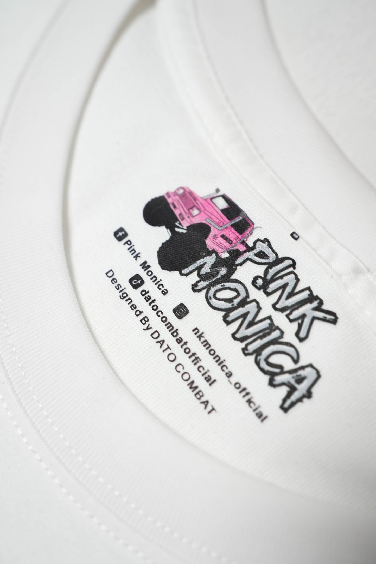 OVERSIZED BUBBLE FLOATING TEE (WHITE)