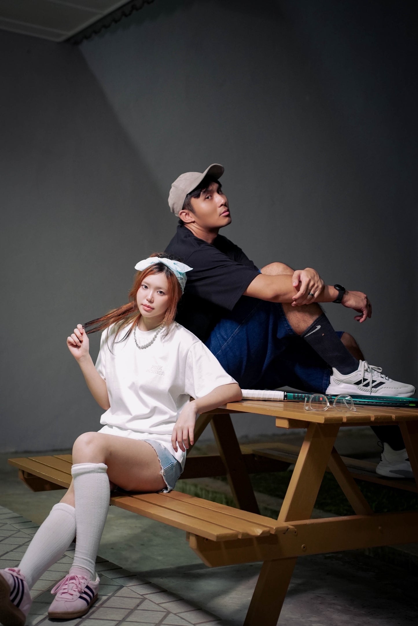 OVERSIZED BUBBLE FLOATING TEE (BLACK)